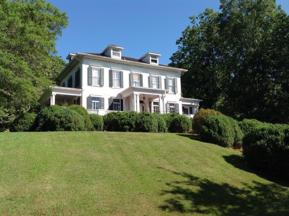 Springwood Inn Anniston Buitenkant foto
