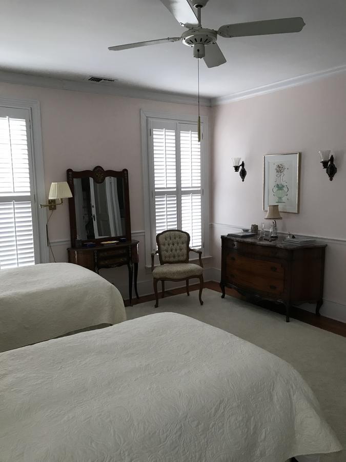 Springwood Inn Anniston Kamer foto